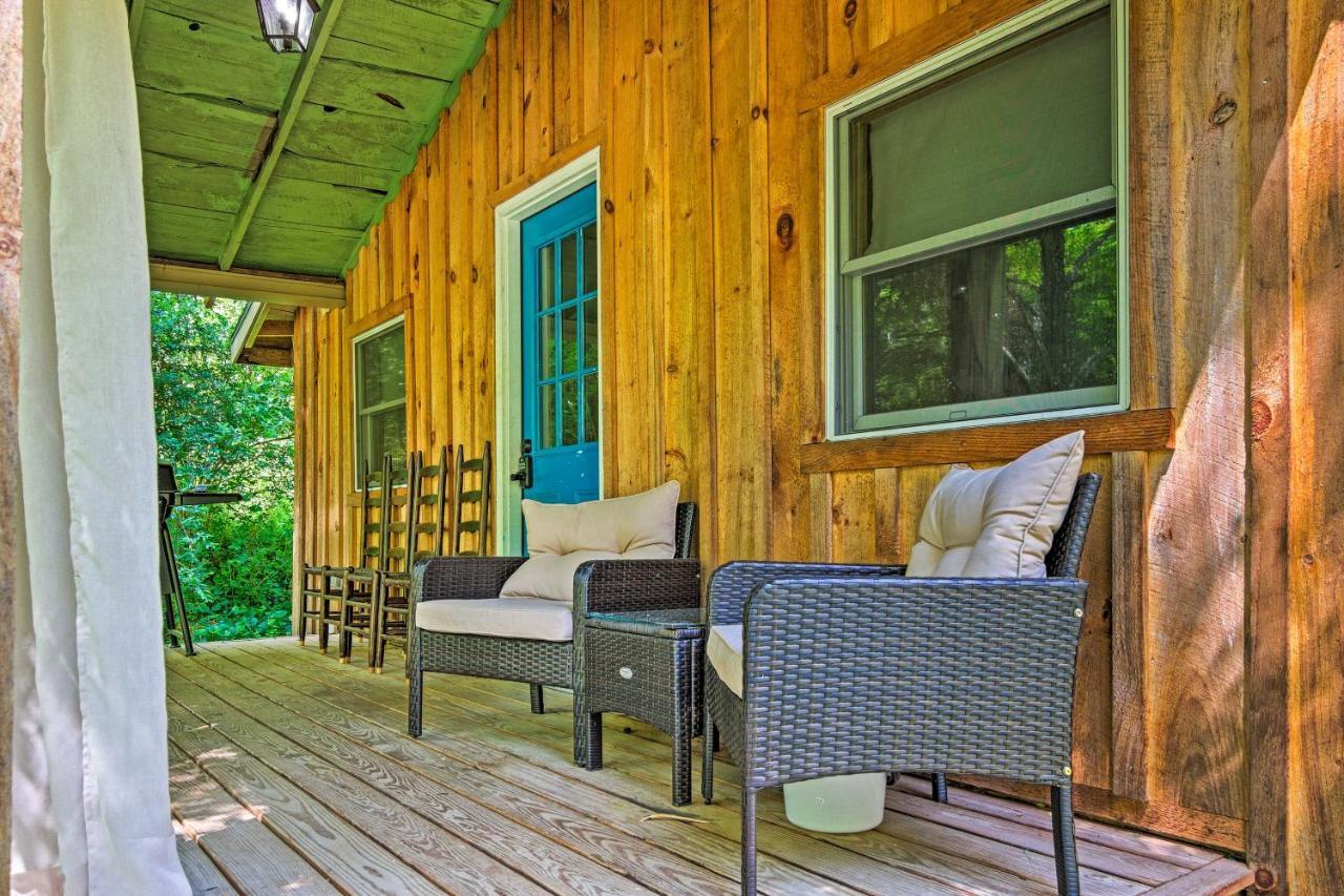Vila Cozy And Charming Asheville Cabin 5 Mi To Downtown! Exteriér fotografie